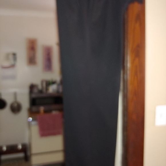 Mens solid black suit - Picture 3 of 7